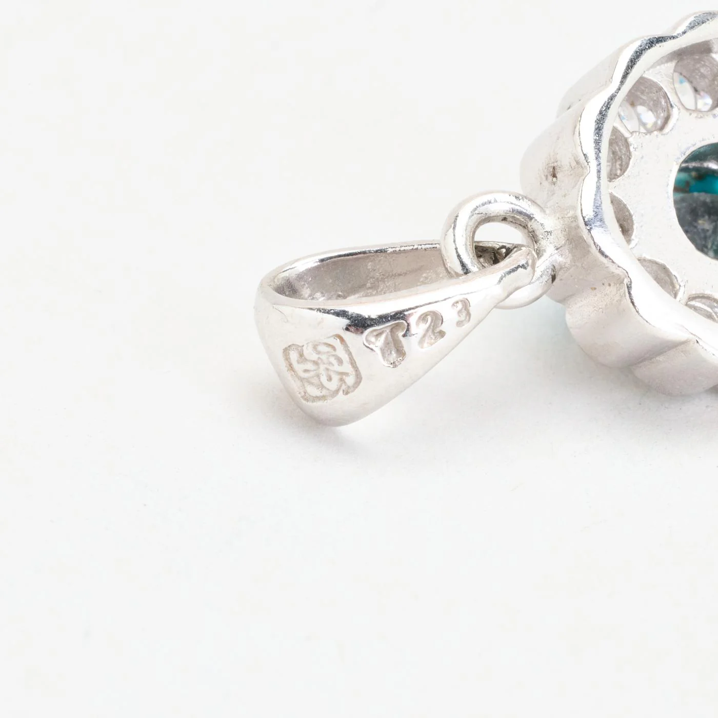 Roshänge i 18K vitt guld med en turkos och zirkonia, 2.2 cm, 4.37 g - Image 5