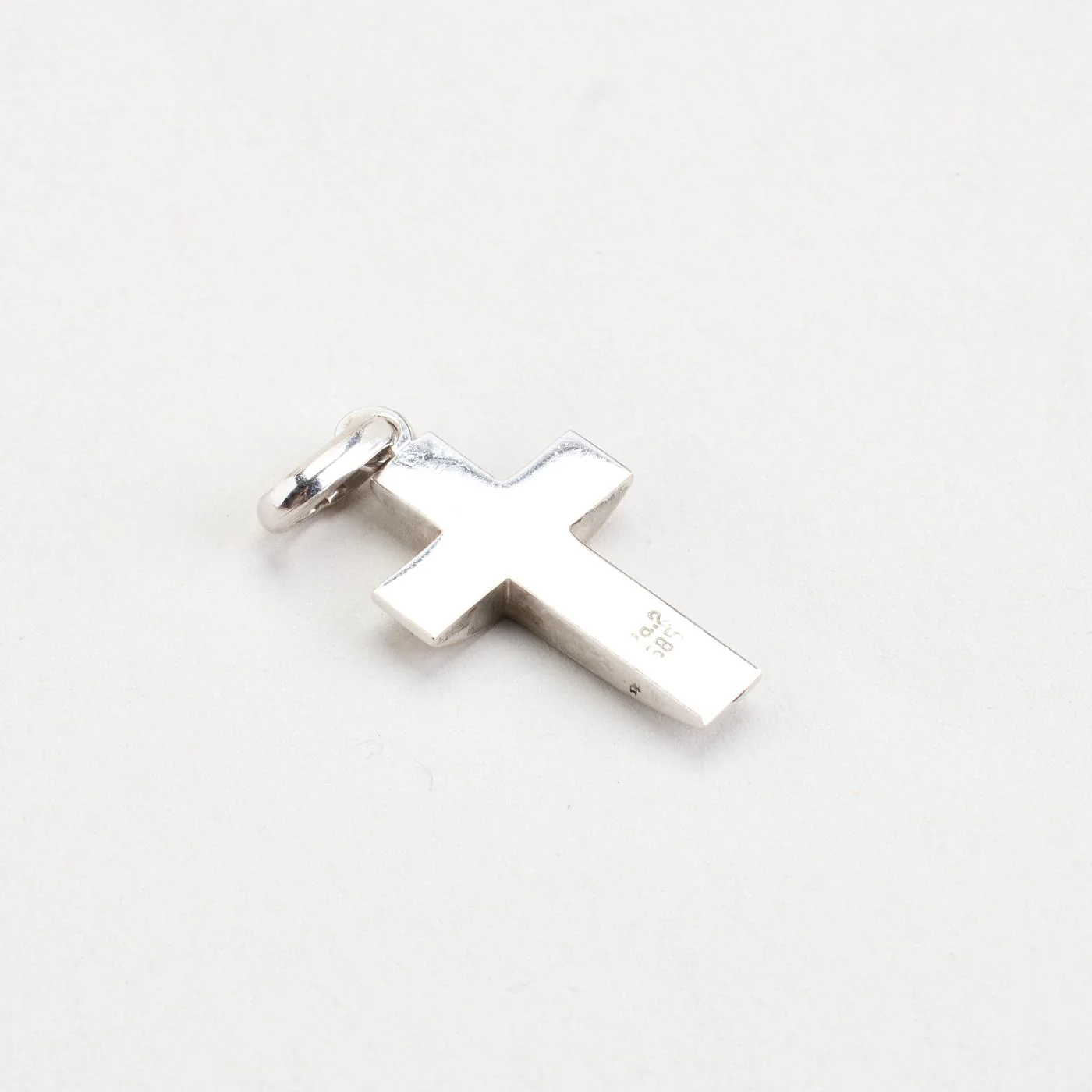 Kors i 14K guld, 3 cm, 4.4 g - Image 3