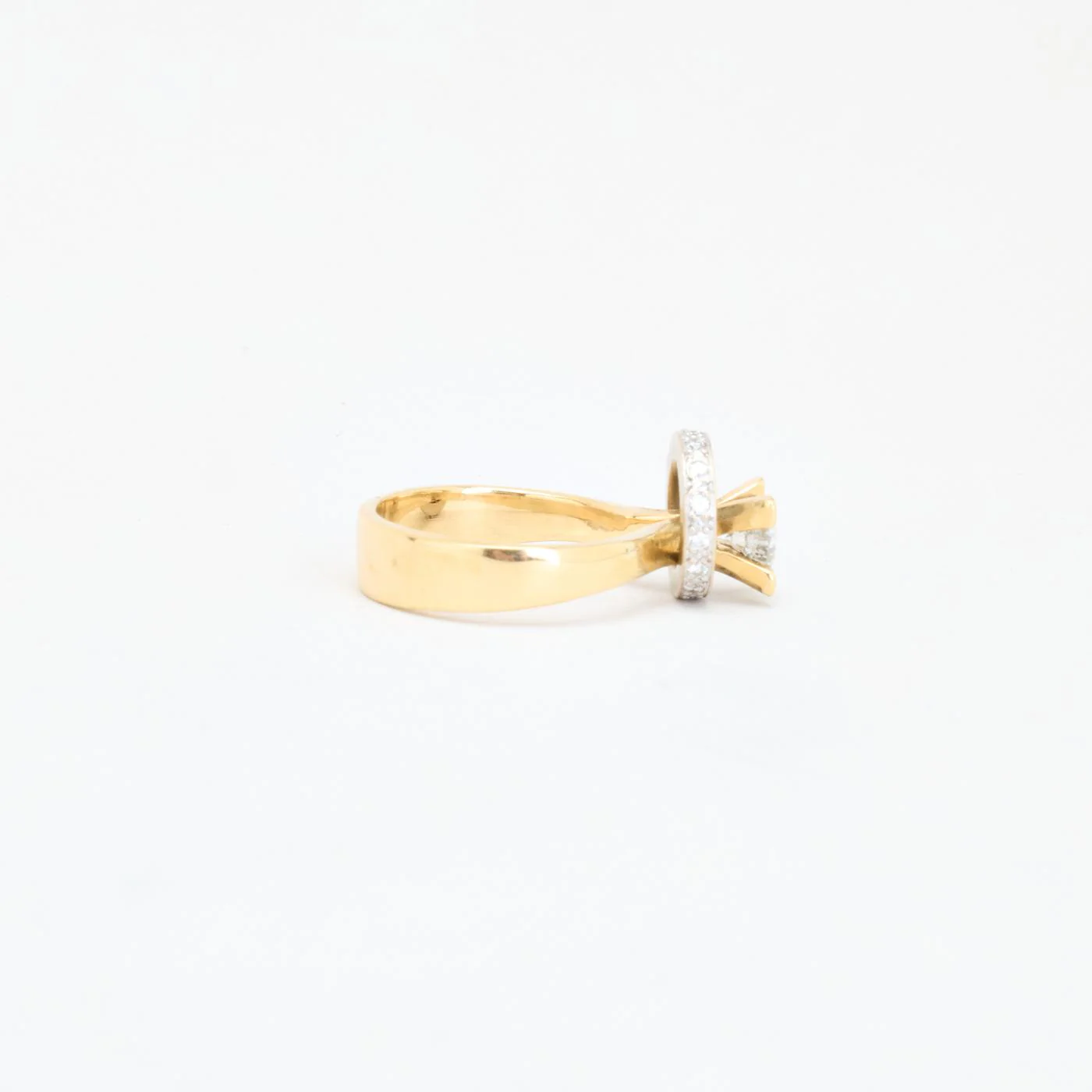 Modern solitärring med diamant (0.78 ct) i 14K guld strl. 17.8 / strl. 56 - Image 4