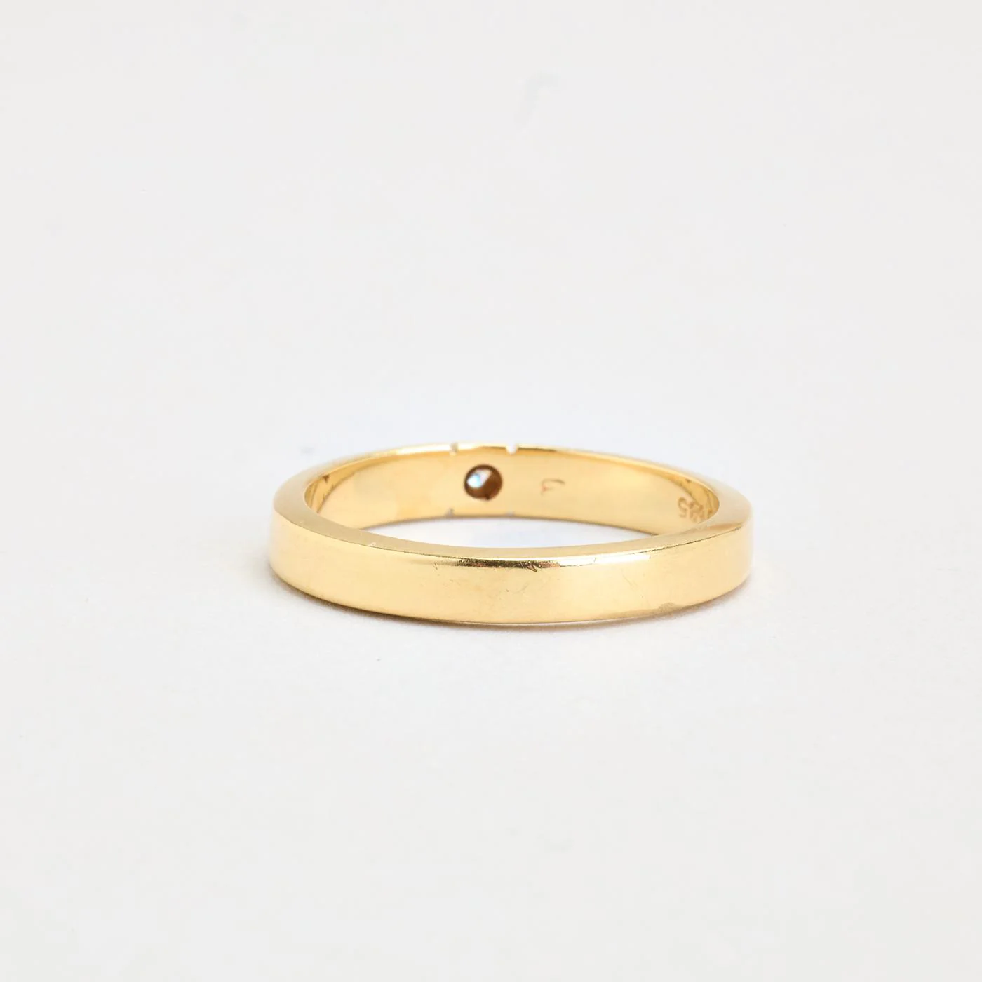 Alliansring med diamant (0.02 ct) i 14K guld strl. 16.2 / strl. 51 - Image 4