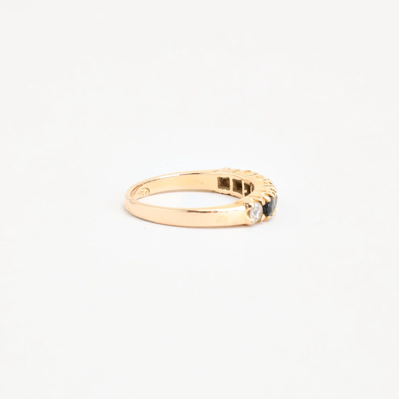 Alliansring i 8K guld med en safir och zirkonia strl. 15.9 / strl. 50 - Image 3