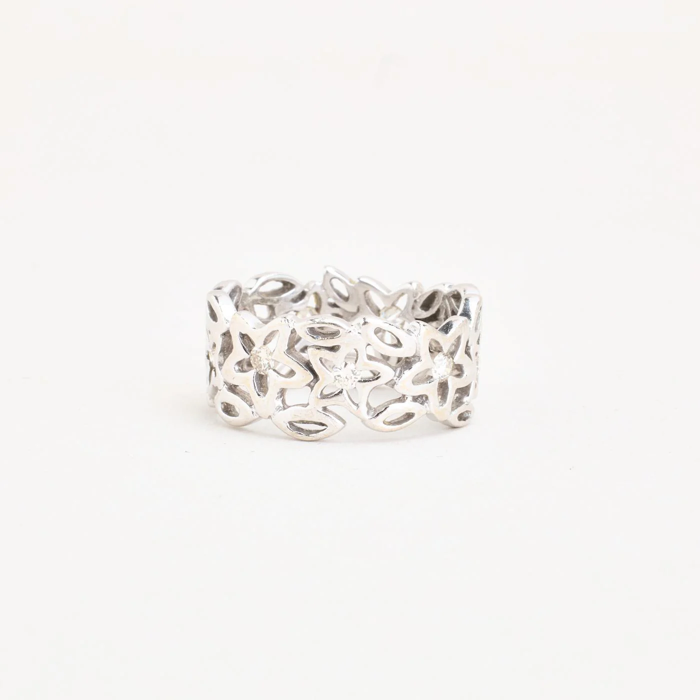 Blomma spetsring med diamant (0.21 ct) i 14K vitt guld strl. 17.8 / strl. 56 - Image 4