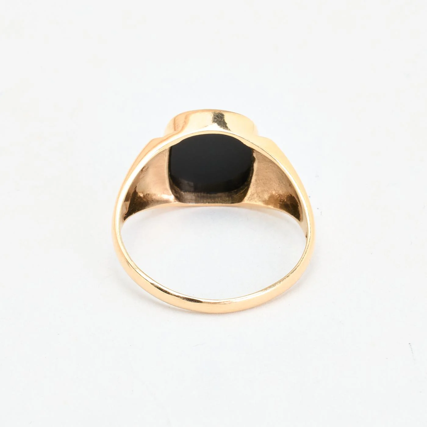 Klackring i 14K guld med en onyx strl. 19.7 / strl. 62 - Image 3