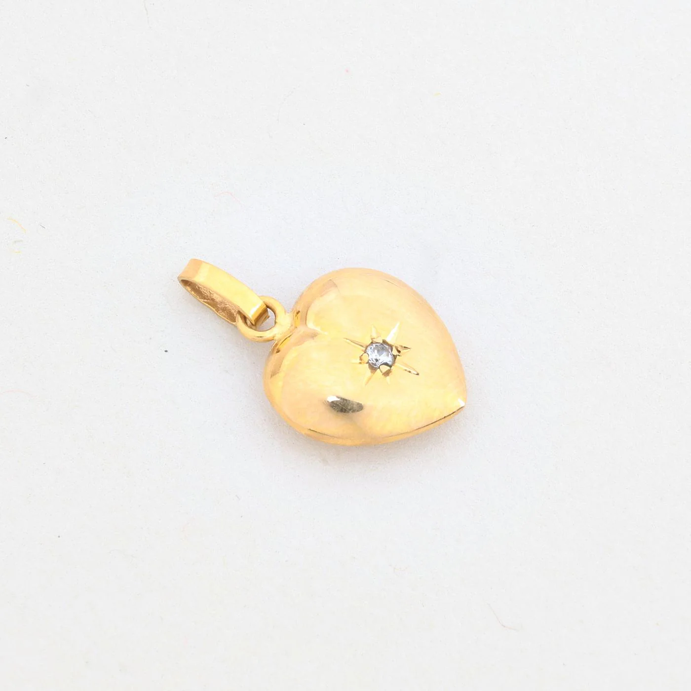 Hjärthänge i 18K guld med en zirkonia, 1.8 cm, 0.65 g - Image 4