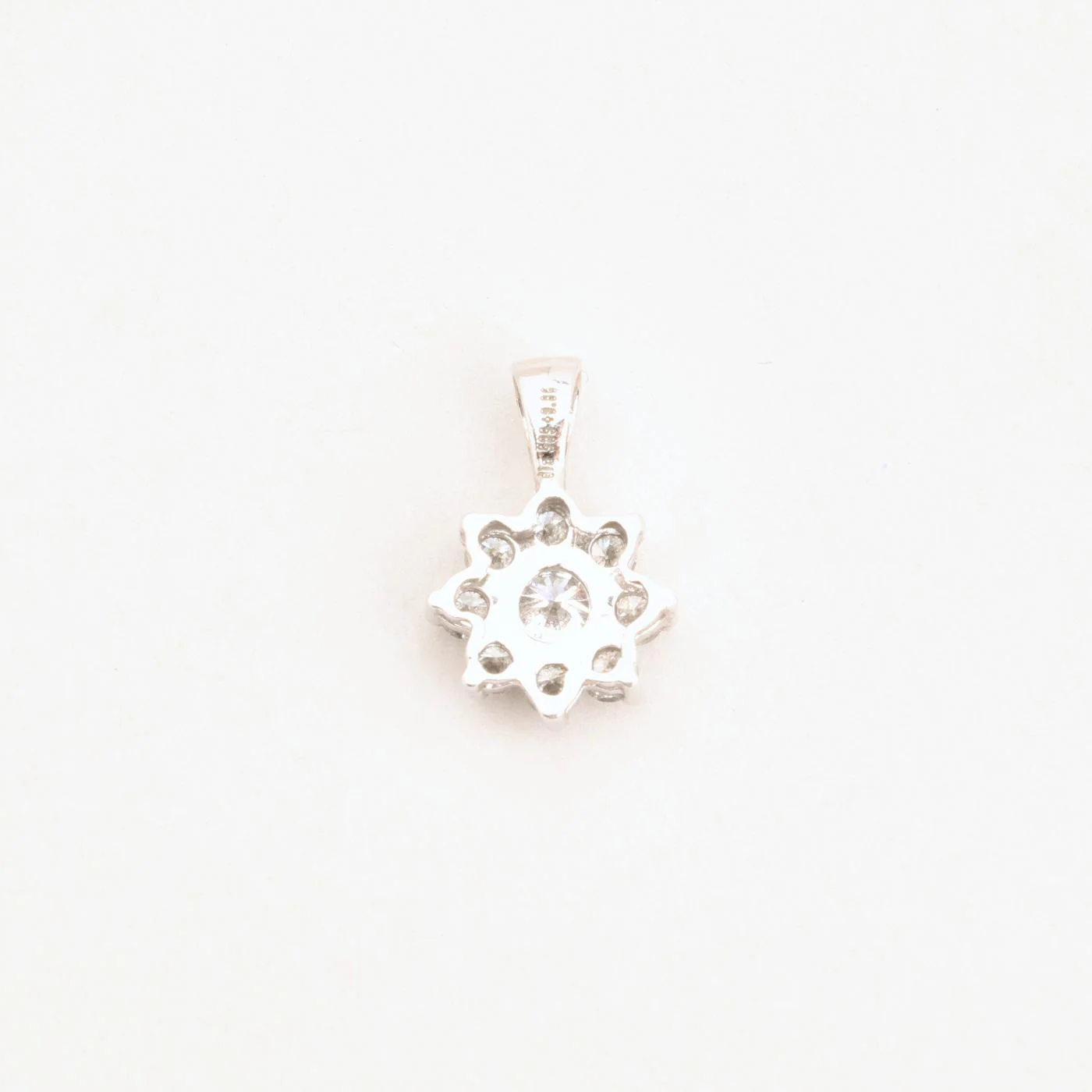 Blomma Illusionshänge med diamant (0.86 ct) i 14K vitt guld, 1.8 cm, 1.77 g - Image 3