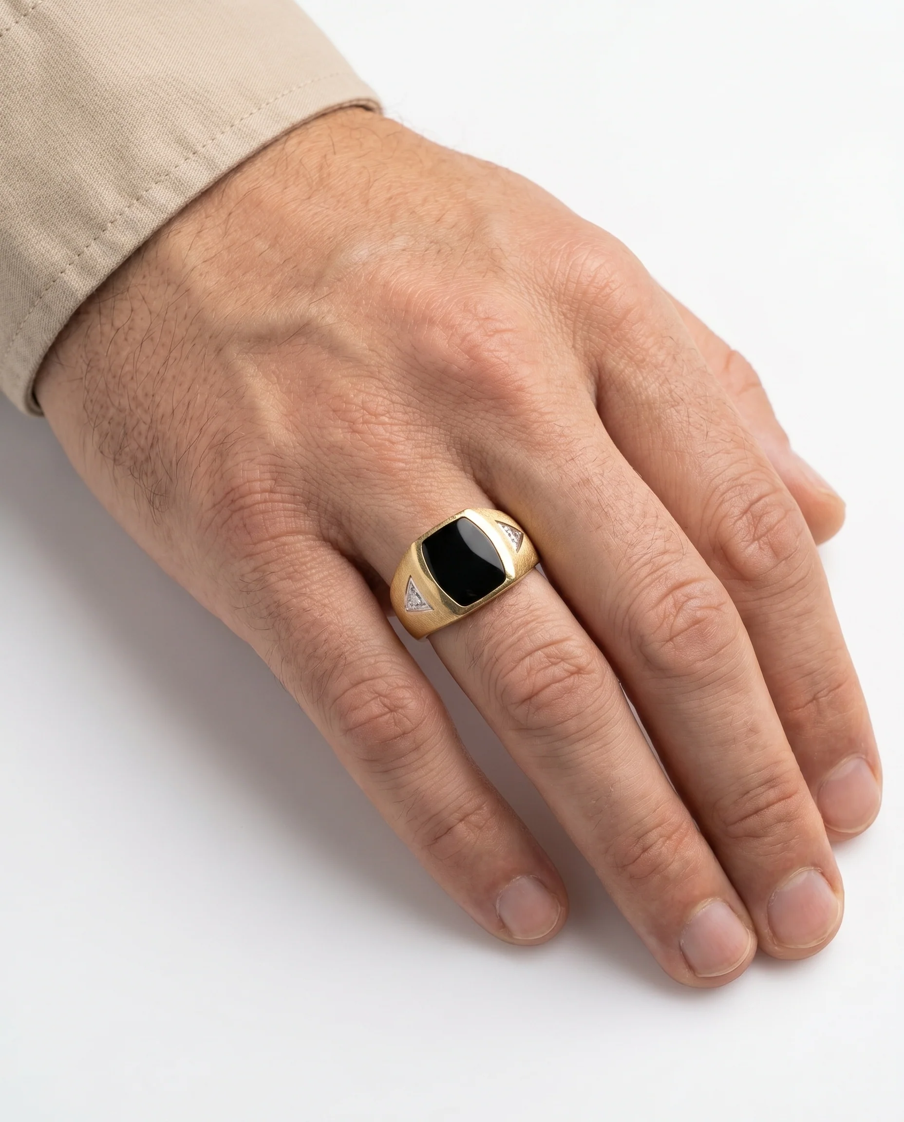 Matt klackring med diamant (0.01 ct) i 14K guld med en onyx strl. 19.4 / strl. 61 - Image 2
