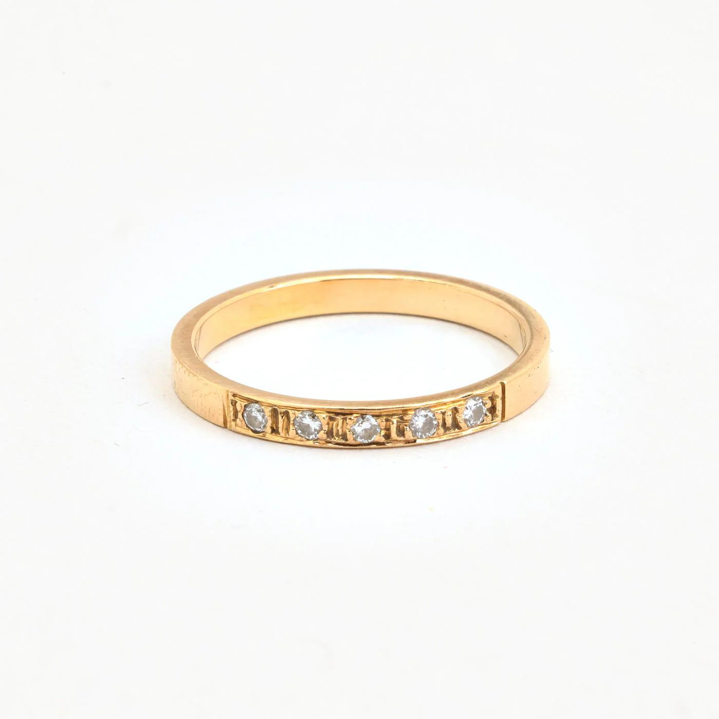 Alliansring med diamant (0.13 ct) i 14K guld strl. 18.1 / strl. 57