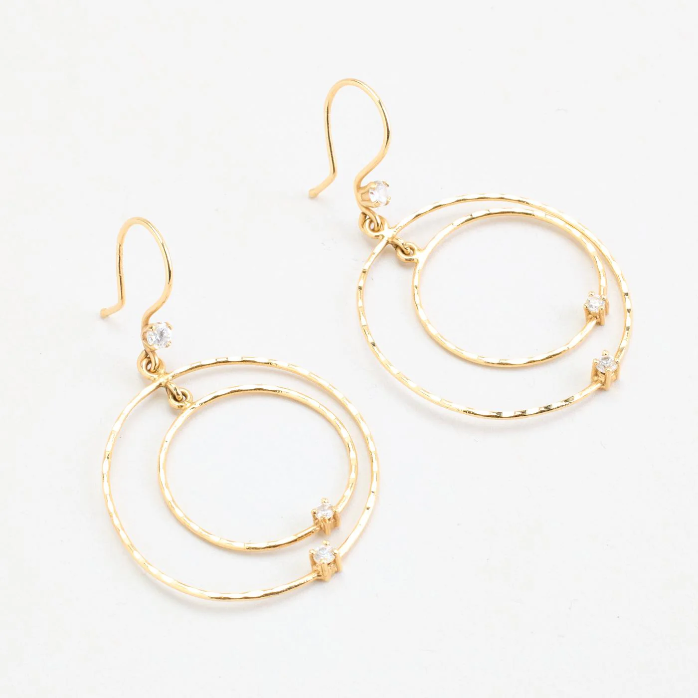 Dubbelt långa örhängen i 14K guld med en zirkonia, 4.5 cm, - Image 3