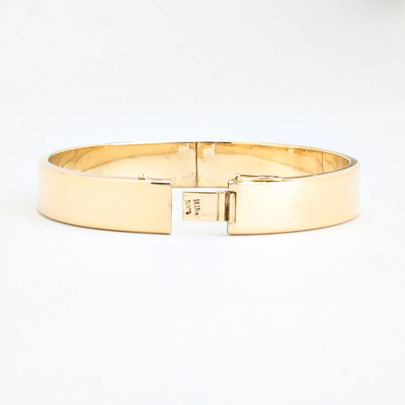 Armring med lås i 14K guld, 6 cm, 15.5 g - Image 4