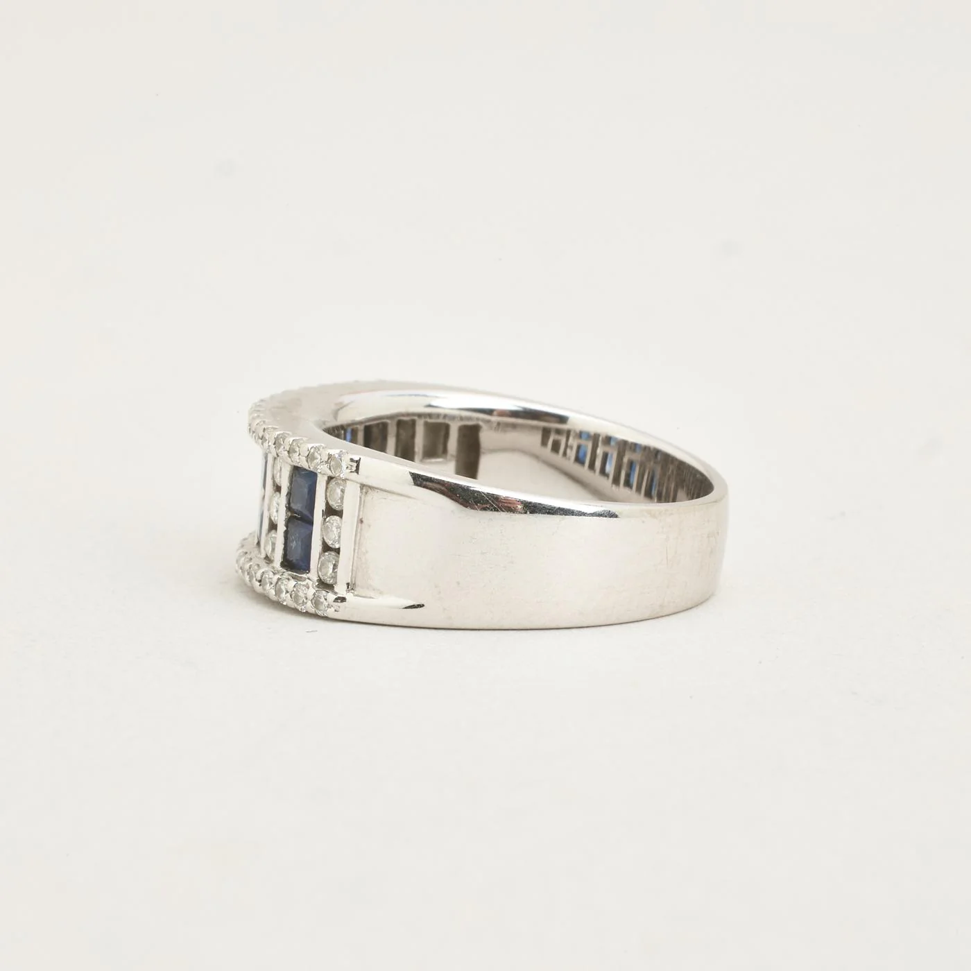 Pavéfattad gypsyring med diamant (0.51 ct) i 14K vitt guld strl. 18.5 / strl. 58 - Image 4