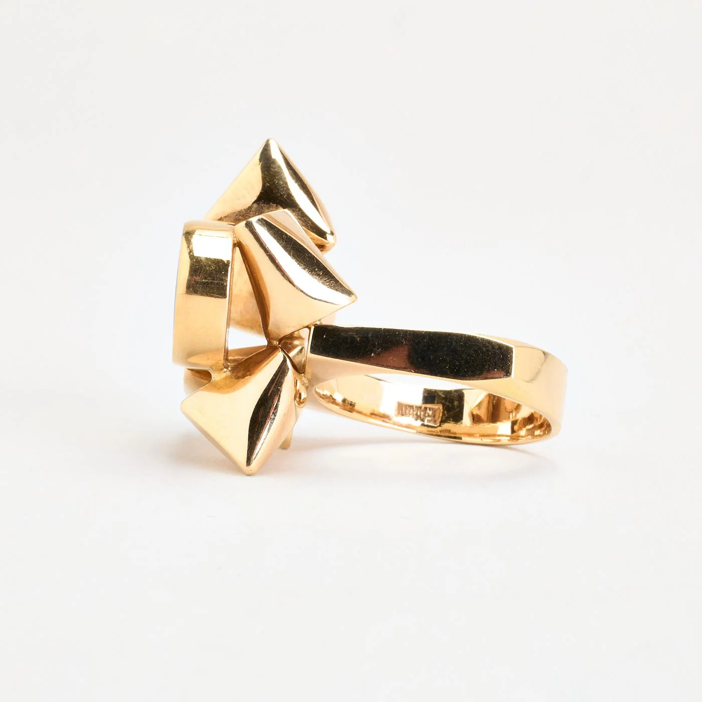 Geometrisk statementring i 14K guld med en opal strl. 17.8 / strl. 56 - Image 4