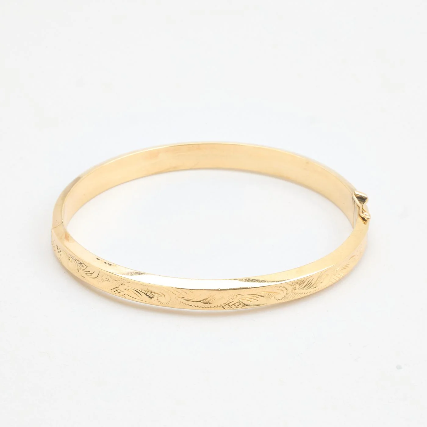 Mejslad armring med lås i 14K guld, 6.2 cm, 11.89 g - Image 3