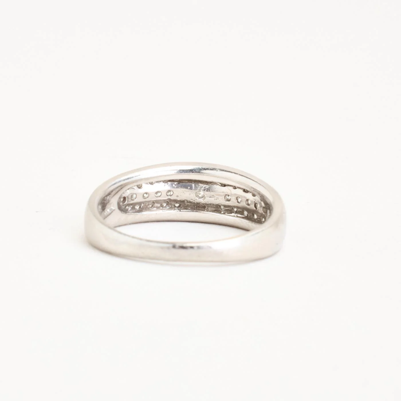 Pavéfattad gypsyring med diamant (0.45 ct) i 900K platina strl. 17.2 / strl. 54 - Image 3