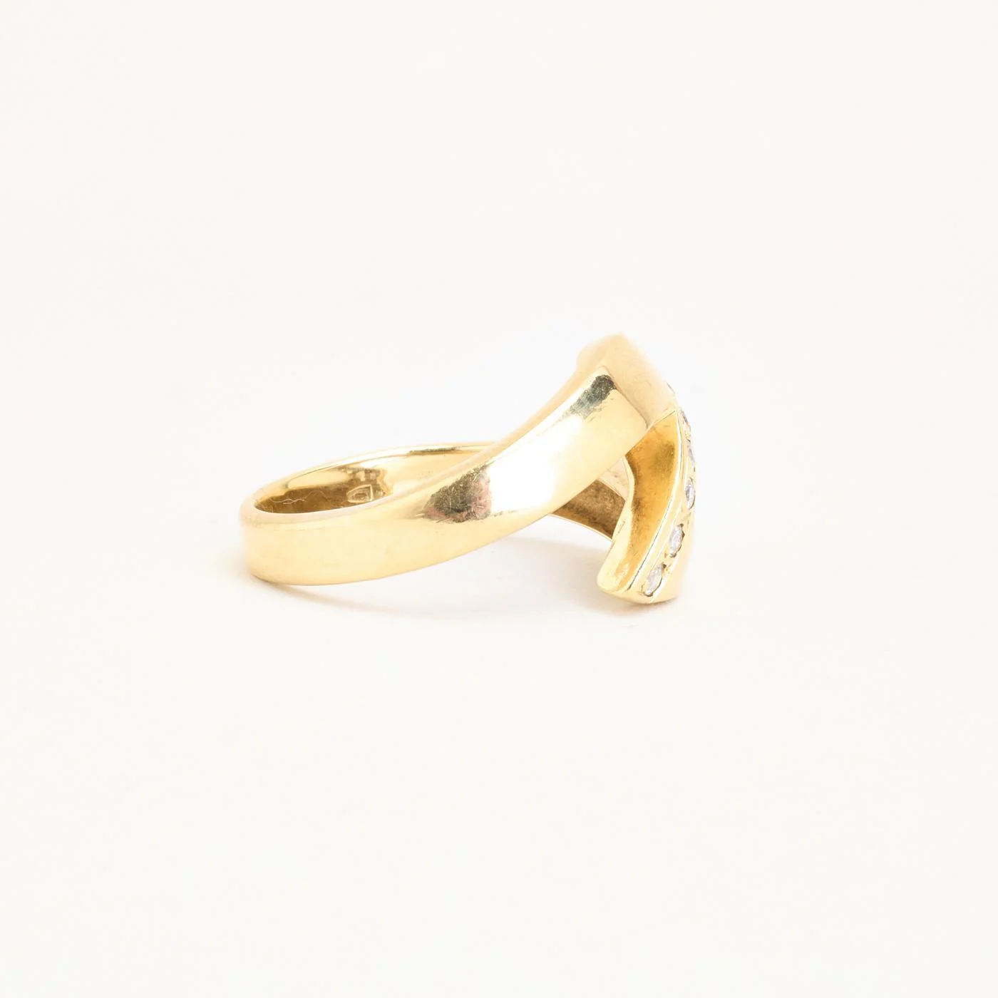 Geometrisk Crossoverring i 14K guld med en zirkonia strl. 18.1 / strl. 57 - Image 3