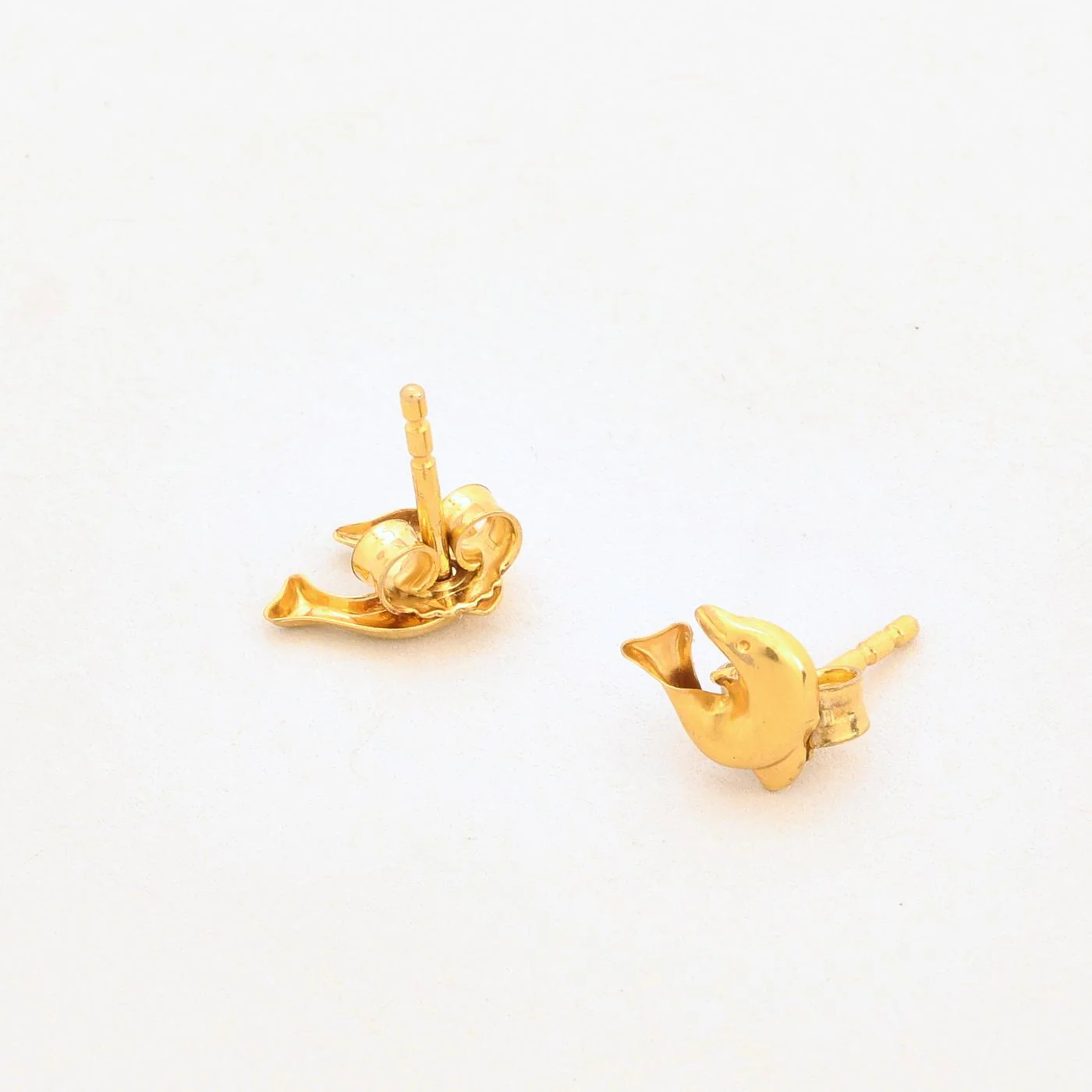 Delfin örhängen med stift i 8K guld, 0.6 cm, - Image 4