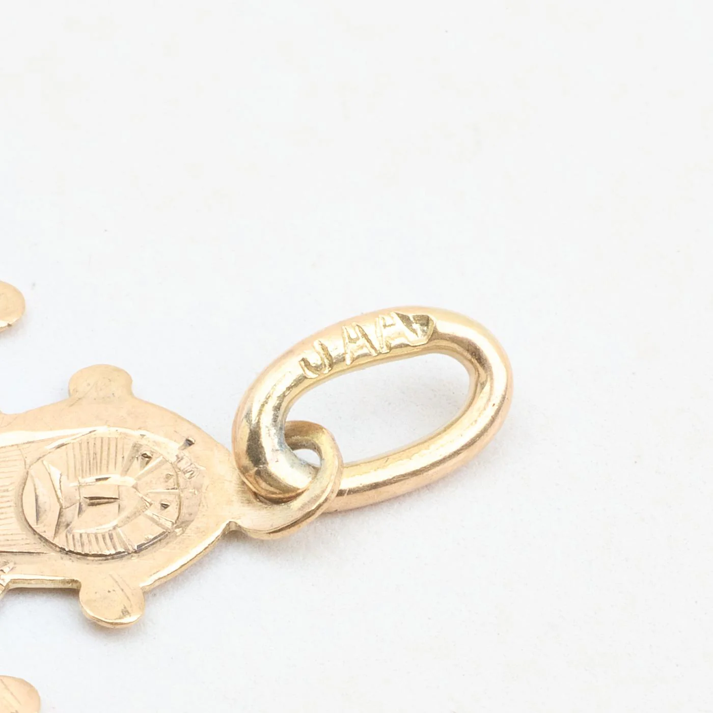 Dagmarkors i 8K guld, 2.5 cm, 0.7 g - Image 4
