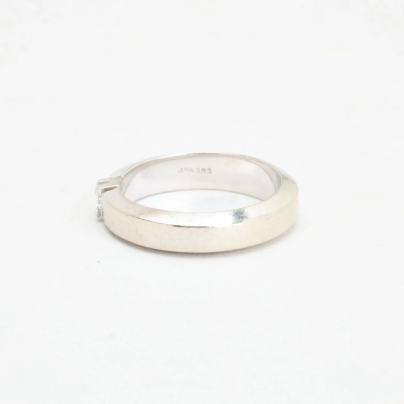 Alliansring med diamant (0.1 ct) i 14K guld strl. 18.1 / strl. 57 - Image 5