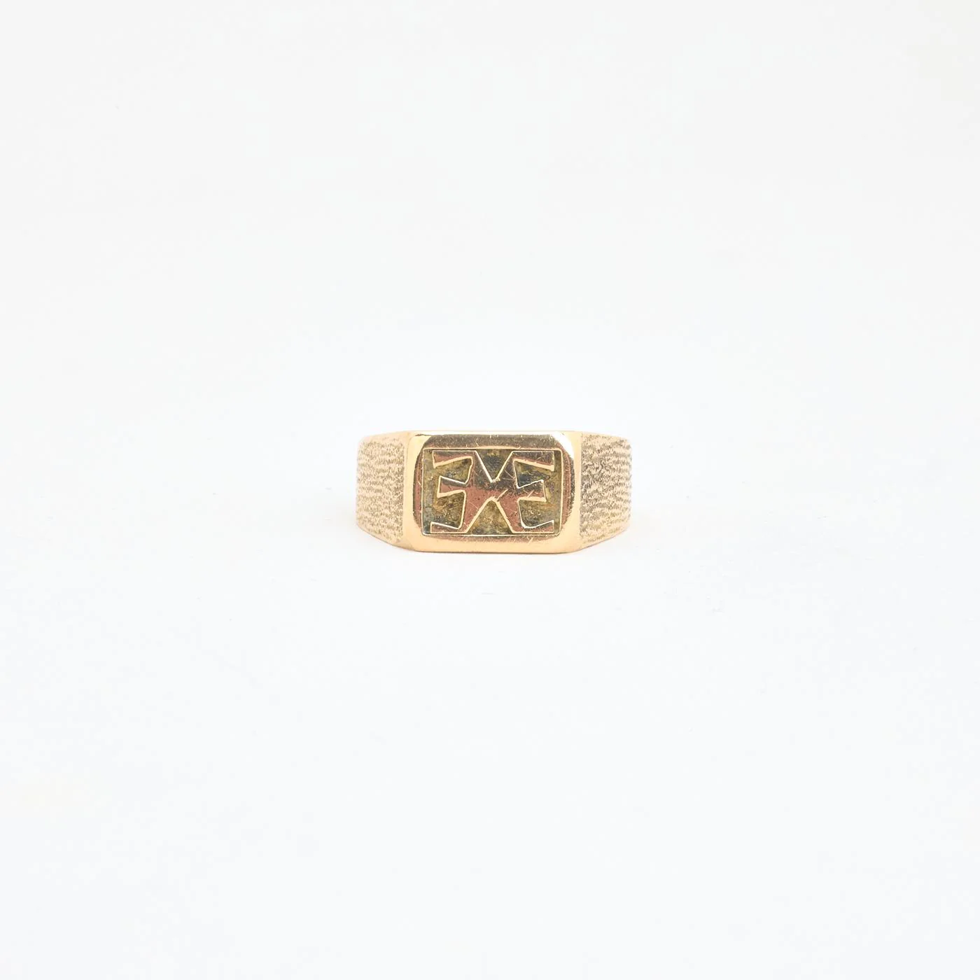 Monogram klackring i 14K guld strl. 17.8 / strl. 56