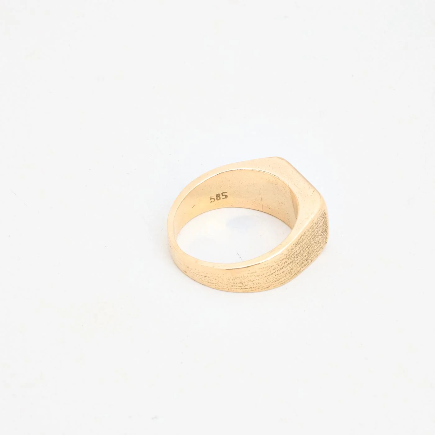 Monogram klackring i 14K guld strl. 17.8 / strl. 56 - Image 5