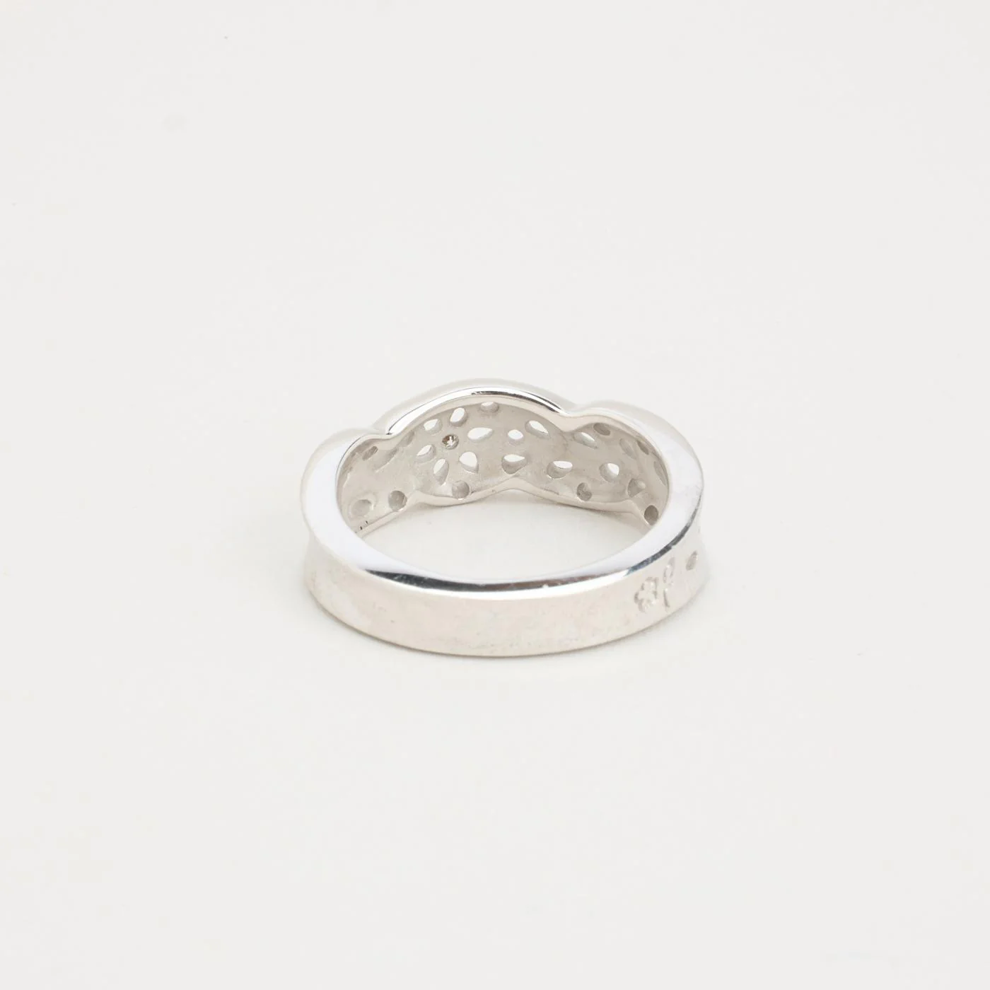 Ole Lynggaard Lace spetsring med diamant (0.01 ct) i 18K vitt guld strl. 17.2 / strl. 54 - Image 3
