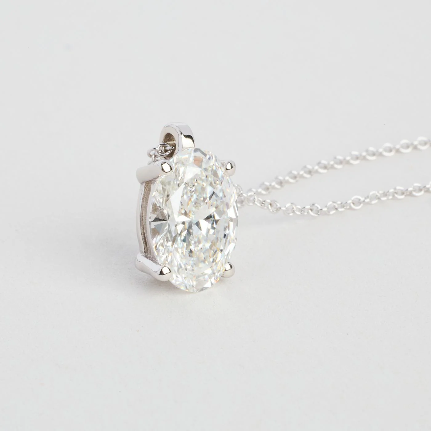 Solitärhalsband med diamant (2.01 ct) i 14K vitt guld, 42 cm, 2 g - Image 4