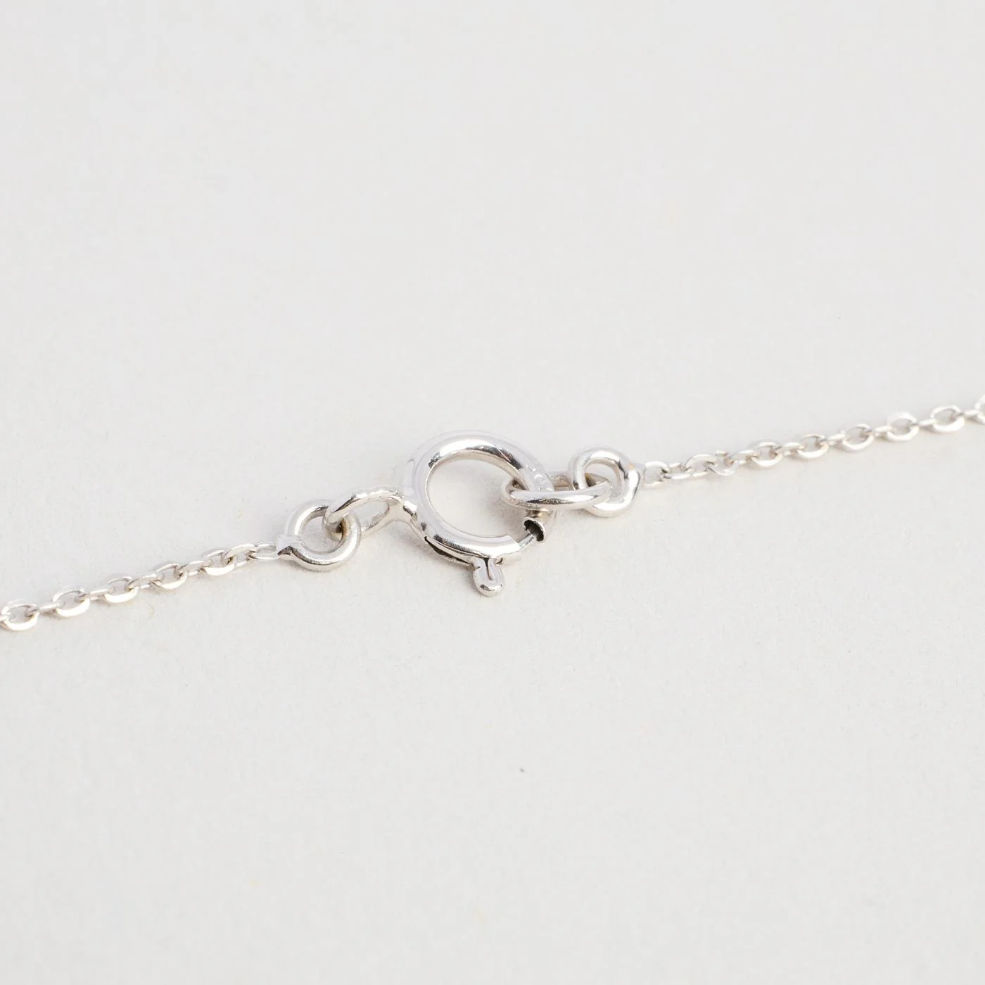 Solitärhalsband med diamant (2.52 ct) i 14K vitt guld, 46 cm, 2.4 g - Image 4