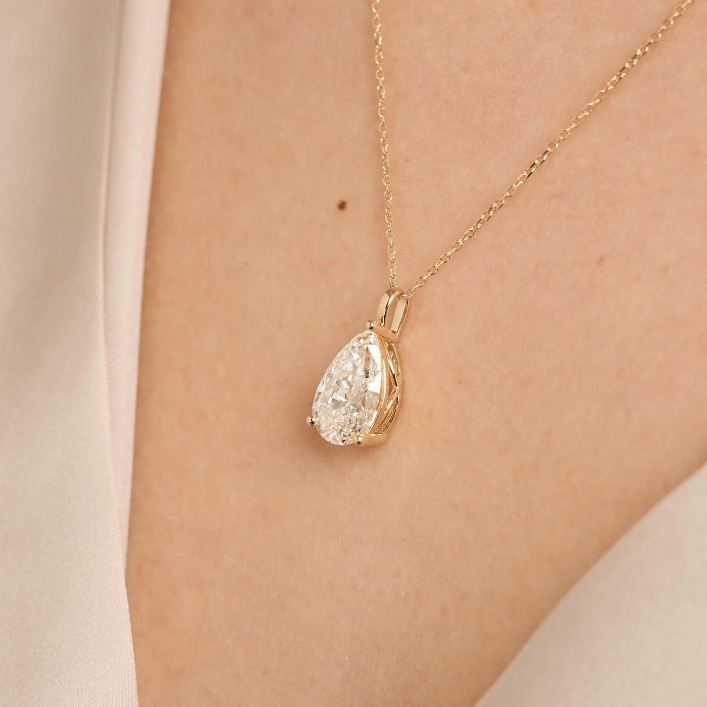 Solitärhalsband med diamant (3.01 ct) i 14K guld, 45 cm, 2.86 g - Image 2