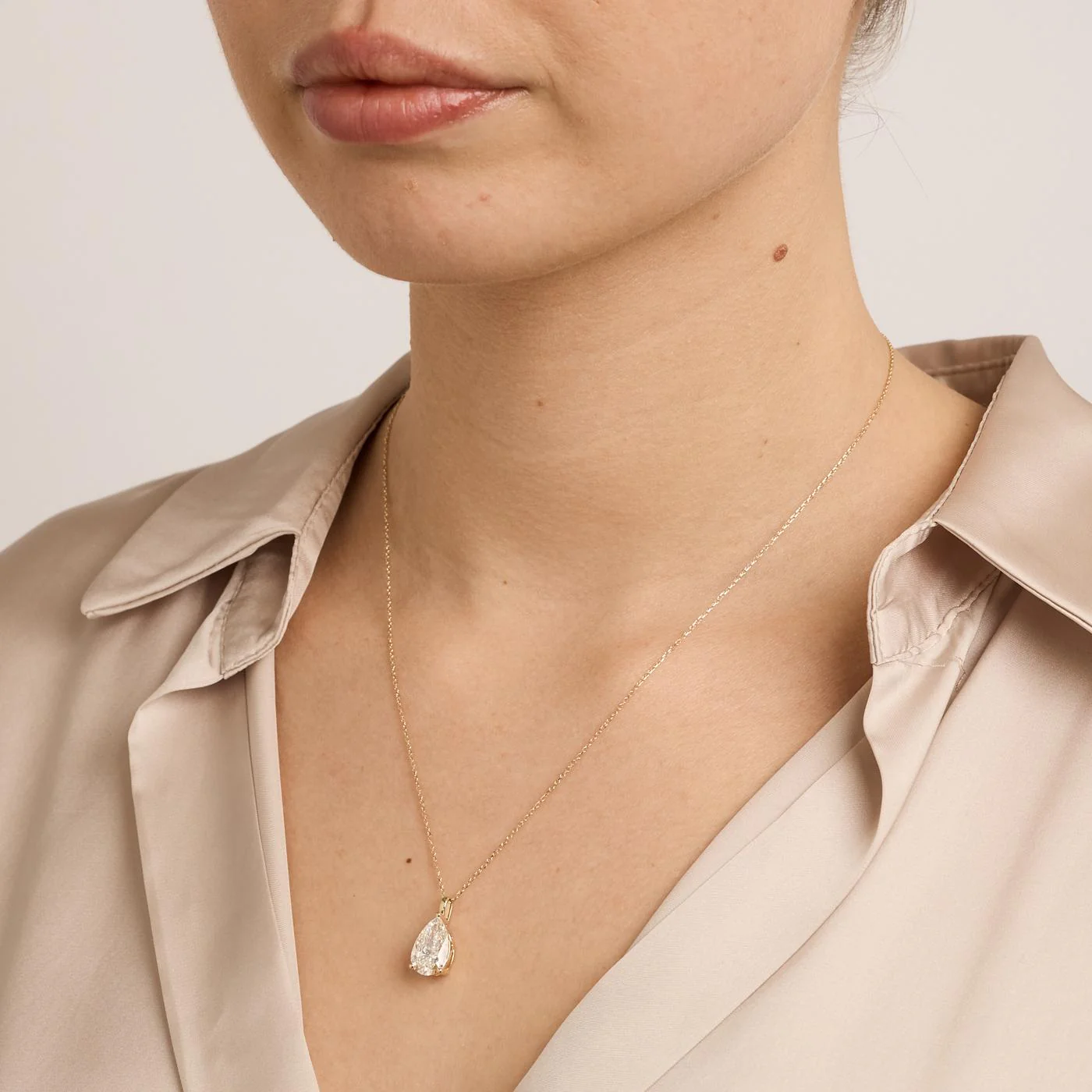 Solitärhalsband med diamant (3.01 ct) i 14K guld, 45 cm, 2.86 g - Image 3