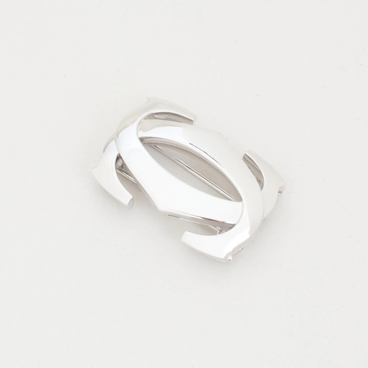 Cartier Brosch i 18K vitt guld, 3.5 cm, 21.86 g