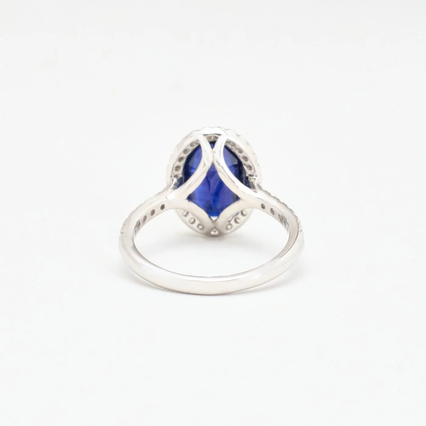 Haloring med diamant i 14K vitt guld med en safir strl. 16.9 / strl. 53 - Image 3
