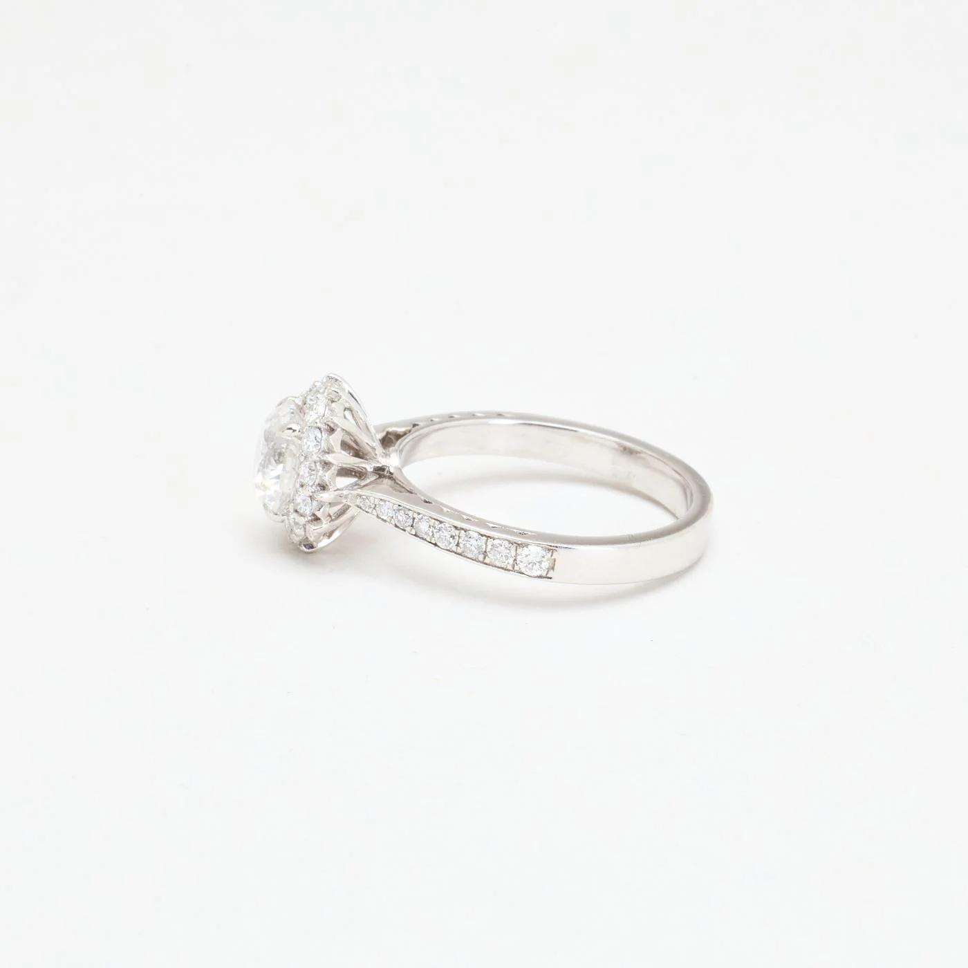 Haloring med diamant (1 ct) i 18K vitt guld strl. 16.9 / strl. 53 - Image 5