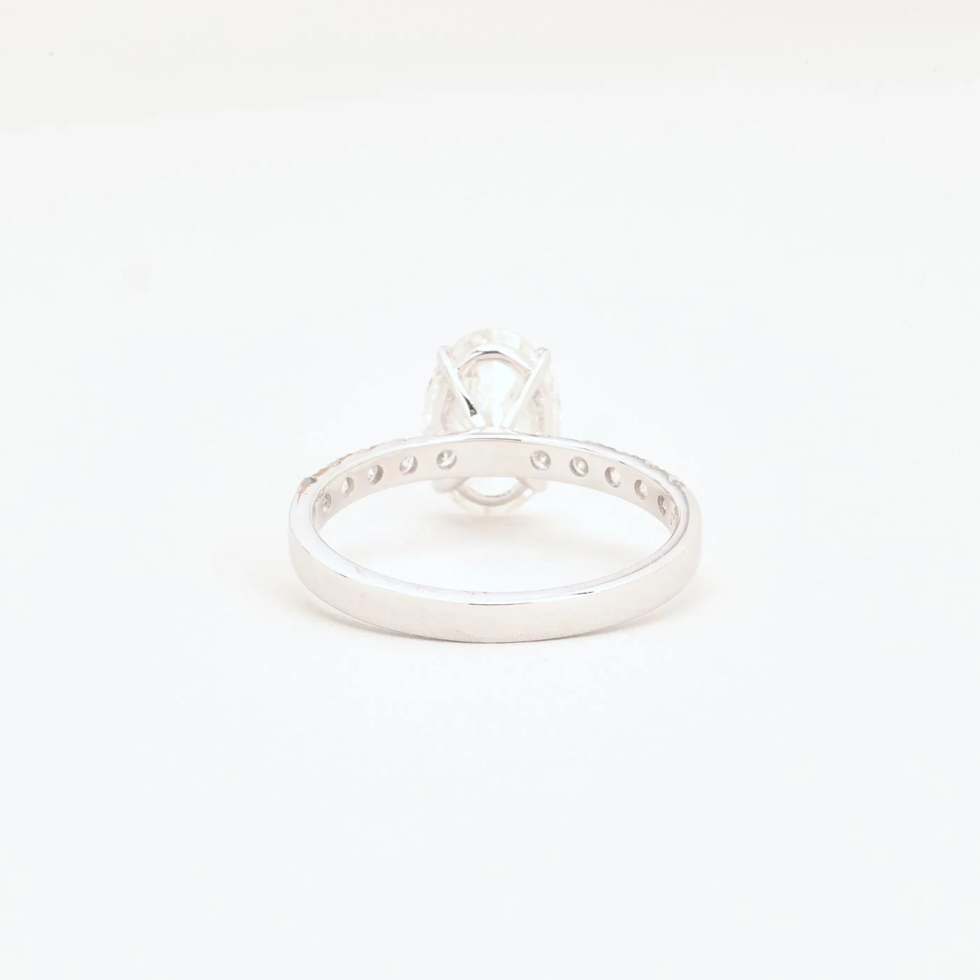 Oval Allians solitärring med diamant (0.26 ct) i 14K vitt guld strl. 17.2 / strl. 54 - Image 4