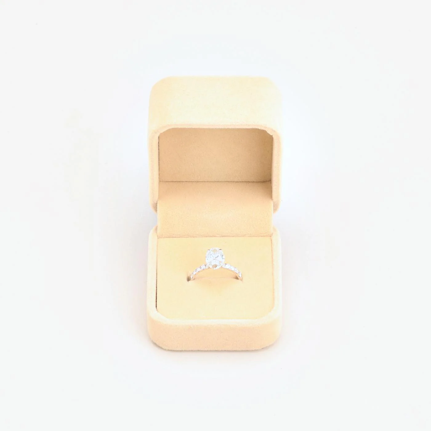 Oval Allians solitärring med diamant (0.26 ct) i 14K vitt guld strl. 17.2 / strl. 54 - Image 7