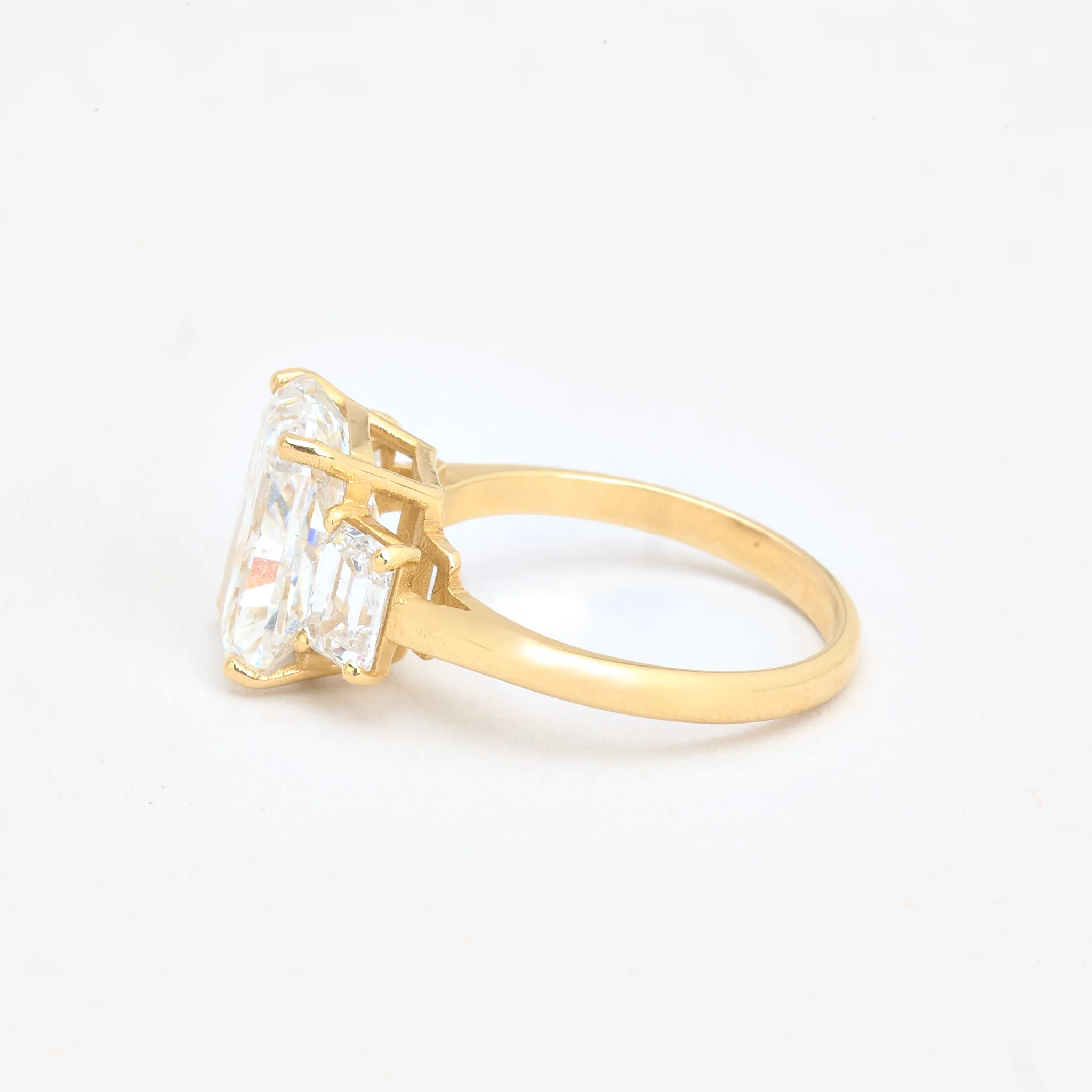 Klassisk tre stenar ring med diamant (5 ct) i 14K guld strl. 17.5 / strl. 55 - Image 5